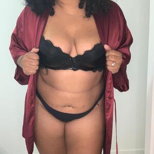 Curvy-lesly MYM